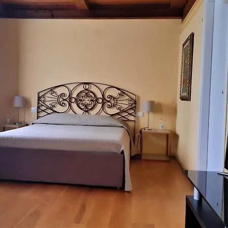 B&B Le Stanze Del Belriguardo Voghiera Luaran gambar