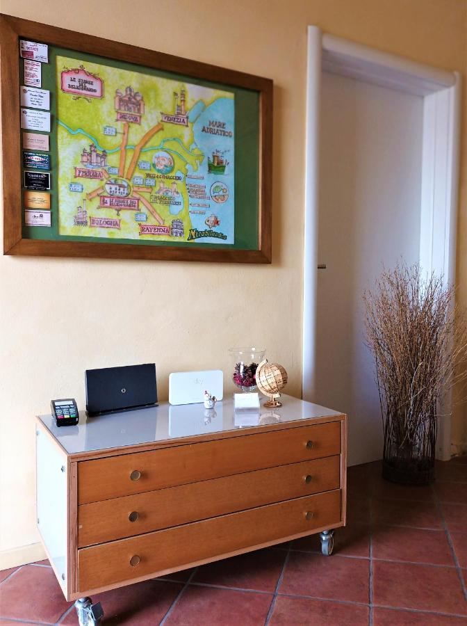 B&B Le Stanze Del Belriguardo Voghiera Luaran gambar