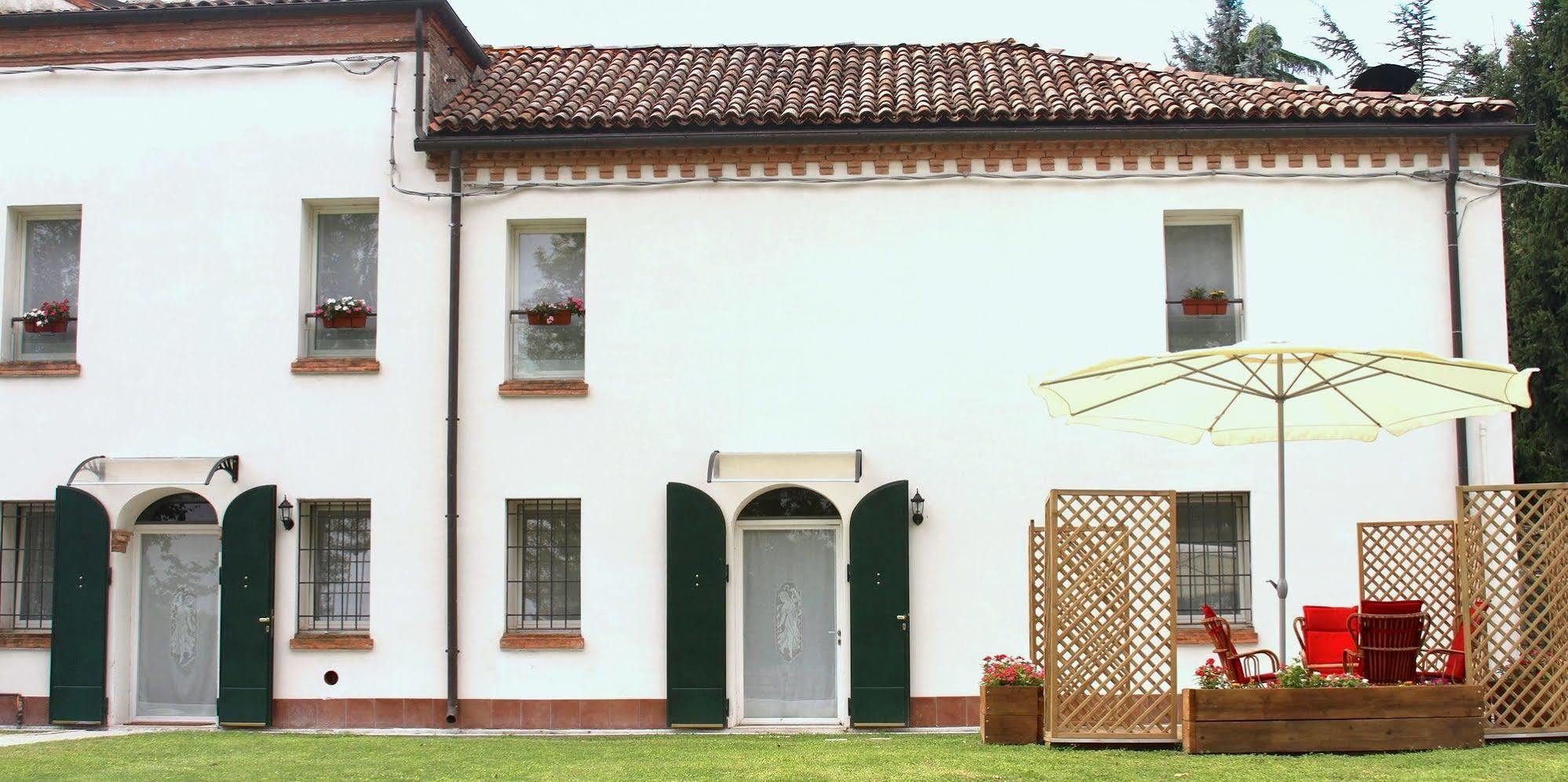 B&B Le Stanze Del Belriguardo Voghiera Luaran gambar
