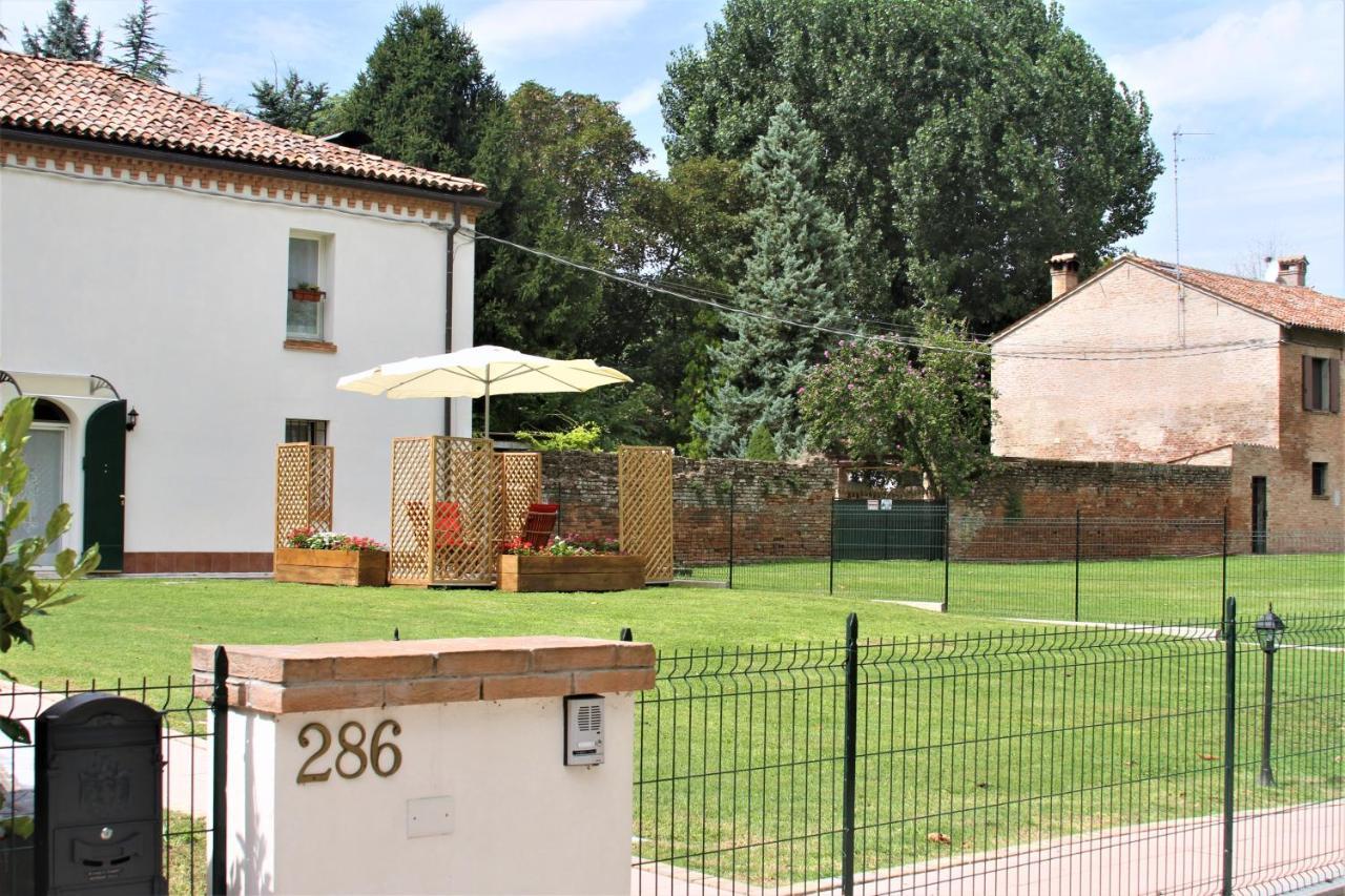 B&B Le Stanze Del Belriguardo Voghiera Luaran gambar